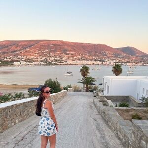 Meet your Posher, Izzy